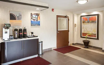 Photo 4 - Motel 6 Binghamton, NY