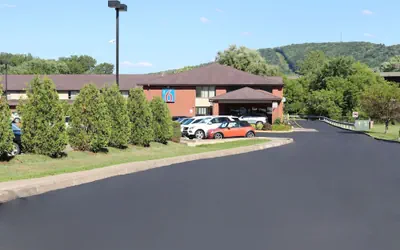 Photo 2 - Motel 6 Binghamton, NY
