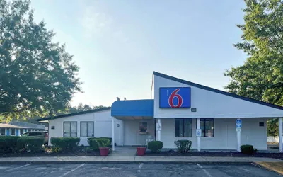 Photo 2 - Motel 6 Aberdeen, NC - Pinehurst