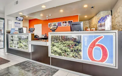 Photo 3 - Motel 6 Coos Bay, OR