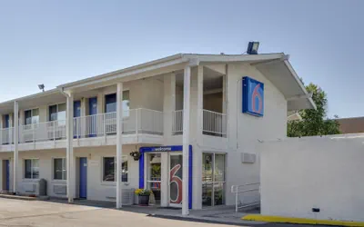Photo 2 - Motel 6 – Lakewood, CO