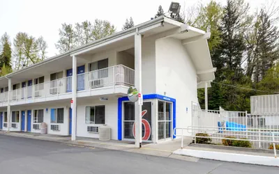 Photo 2 - Motel 6 Kelso - Mt. St. Helens