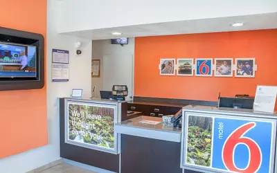 Photo 4 - Motel 6 Ukiah, CA