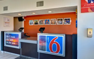 Photo 5 - Motel 6 Cocoa Beach, FL