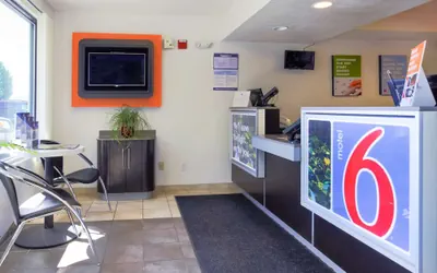 Photo 5 - Motel 6 Medford, OR
