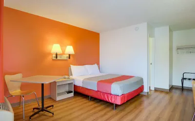Photo 4 - Motel 6 Tacoma, WA - Fife