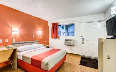 Photo 4 - Motel 6 Wheat Ridge, CO - West - Denver North