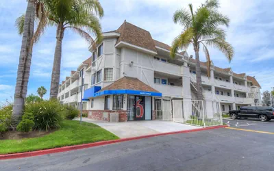 Photo 2 - Motel 6 Chula Vista, CA - San Diego