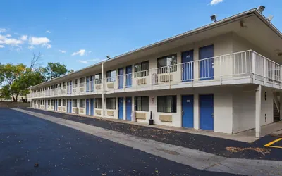 Photo 2 - Motel 6 Rochester, MN