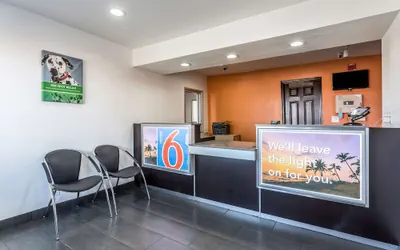 Photo 4 - Motel 6 Needles, CA
