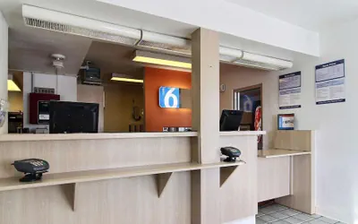 Photo 2 - Motel 6 San Angelo, TX