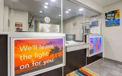 Photo 3 - Motel 6 San Bernardino, CA - South