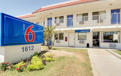 Photo 2 - Motel 6 Tempe, AZ - Scottsdale South
