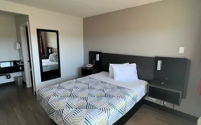 Photo 5 - Motel 6 Eureka, CA – Redwood Coast