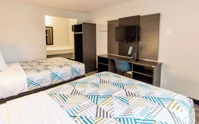Photo 5 - Motel 6 Carlsbad, CA - Near Legoland