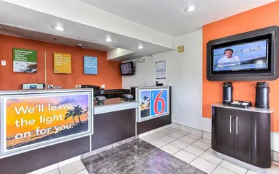 Photo 3 - Motel 6 Salinas, CA - North Monterey Area