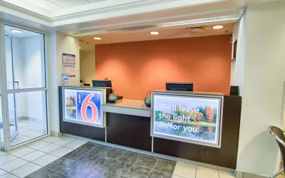 Photo 4 - Motel 6 Portsmouth, NH