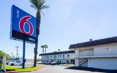 Photo 2 - Motel 6 Indio, CA - Palm Springs