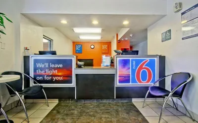 Photo 5 - Motel 6 Dania Beach