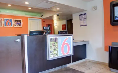 Photo 4 - Motel 6 Springfield, OR - Eugene North