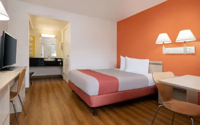 Photo 5 - Motel 6 Santa Maria, CA - North