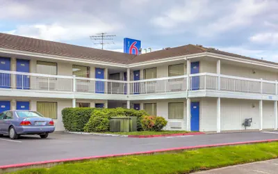 Motel 6 Medford, OR - North