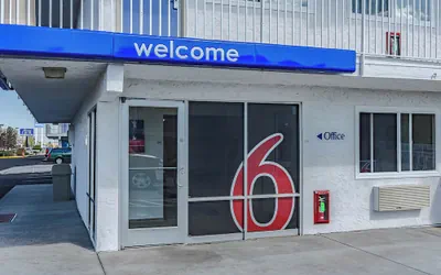 Photo 3 - Motel 6 Cheyenne WY