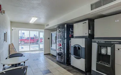 Photo 4 - Motel 6 Cheyenne WY
