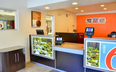 Photo 5 - Motel 6 – Santa Nella, on I-5
