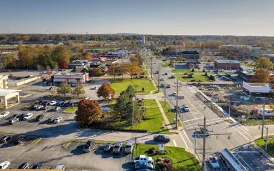 Photo 2 - Suburban Studios Mentor - Cleveland Northeast