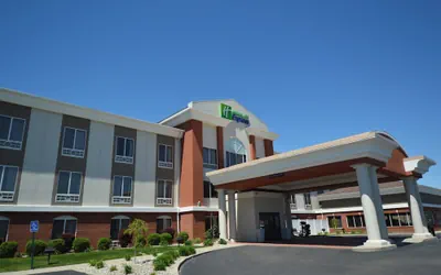 Photo 2 - Holiday Inn Express Toledo-Oregon by IHG