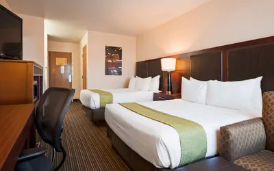 Photo 4 - Best Western J. C. Inn
