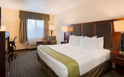 Photo 5 - Best Western J. C. Inn