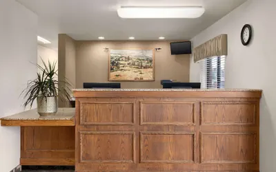 Photo 4 - Baymont by Wyndham Buffalo