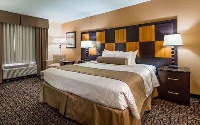 Photo 2 - Best Western Plus Wendover Inn