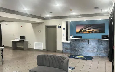 Photo 3 - Days Inn by Wyndham Denham Springs-Baton Rouge East
