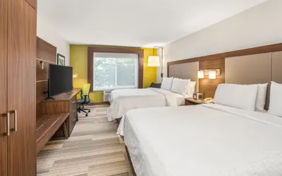 Photo 5 - Holiday Inn Express & Suites Tacoma by IHG
