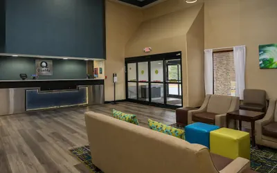 Photo 3 - Quality Inn & Suites Lexington South
