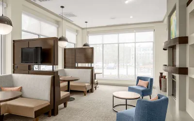 Photo 2 - Hilton Garden Inn Raleigh-Durham Airport