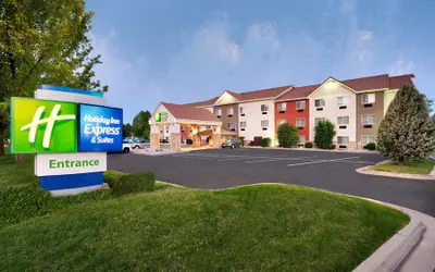 Photo 2 - Holiday Inn Express & Suites Sandy - South Salt Lake City by IHG