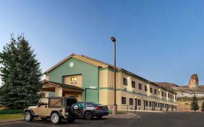 Photo 2 - Travelodge by Wyndham Green River WY