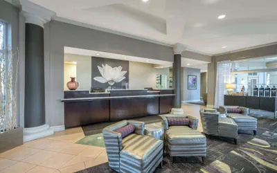 Photo 4 - La Quinta Inn & Suites by Wyndham Pueblo