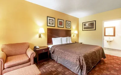 Photo 5 - Quality Inn & Suites Dickson
