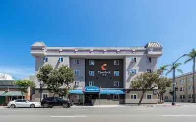 Photo 2 - Comfort Inn Gaslamp Convention Center