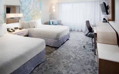 Photo 3 - Courtyard by Marriott Richmond Airport