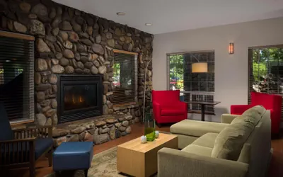 Photo 4 - Country Inn & Suites by Radisson, Portland International Airport, OR