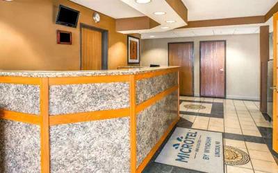Photo 3 - Microtel Inn & Suites by Wyndham Lincoln