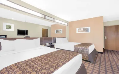 Photo 5 - Microtel Inn by Wyndham Franklin