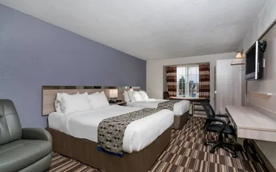 Photo 2 - Microtel Inn & Suites by Wyndham Rochester North Mayo Clinic