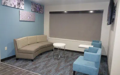 Photo 3 - Sleep Inn & Suites Tallahassee-Capitol